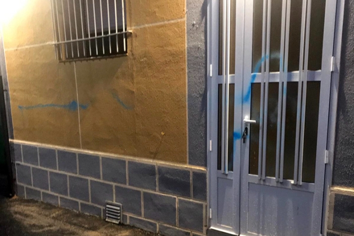 El portavoz del PP en Palaciosrubios denuncia un ataque vandalico en su vivienda